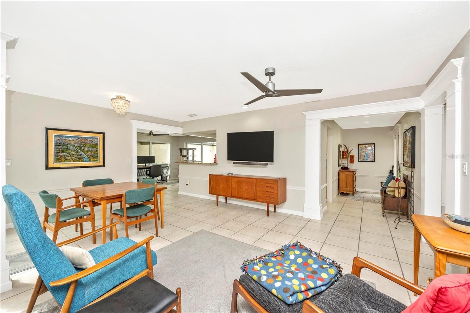 GLEN OAKS MANOR HOMES PH 2 - Residential Lease