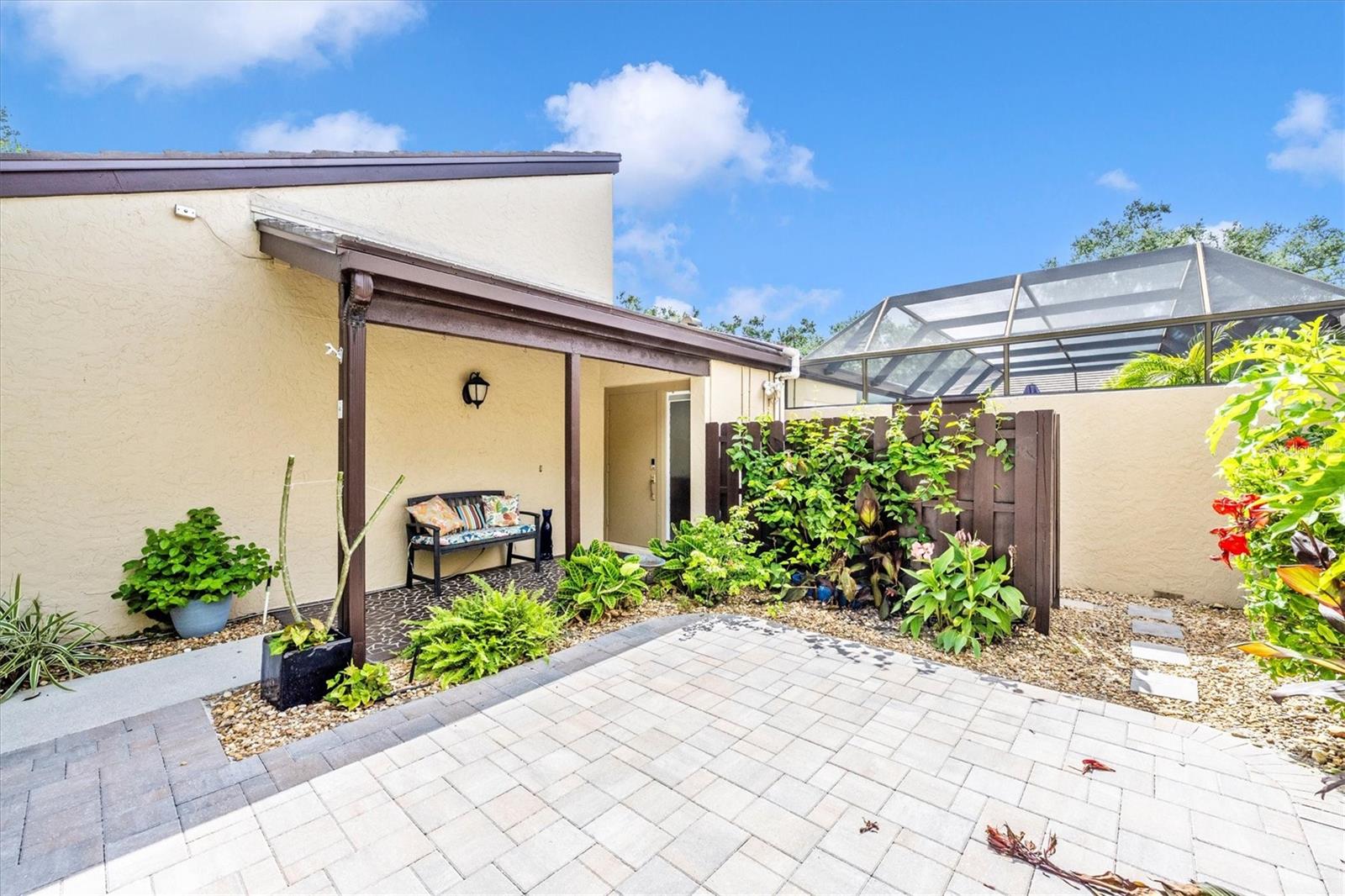 GLEN OAKS MANOR HOMES PH 2 - Residential Lease