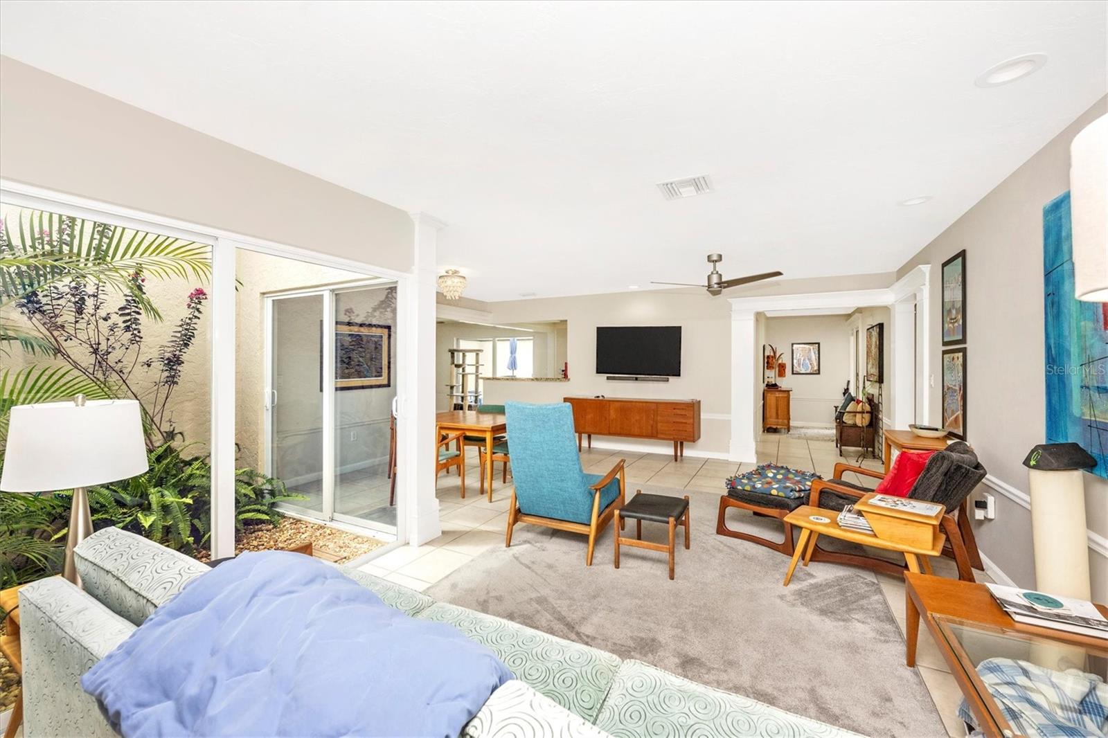 GLEN OAKS MANOR HOMES PH 2 - Residential Lease