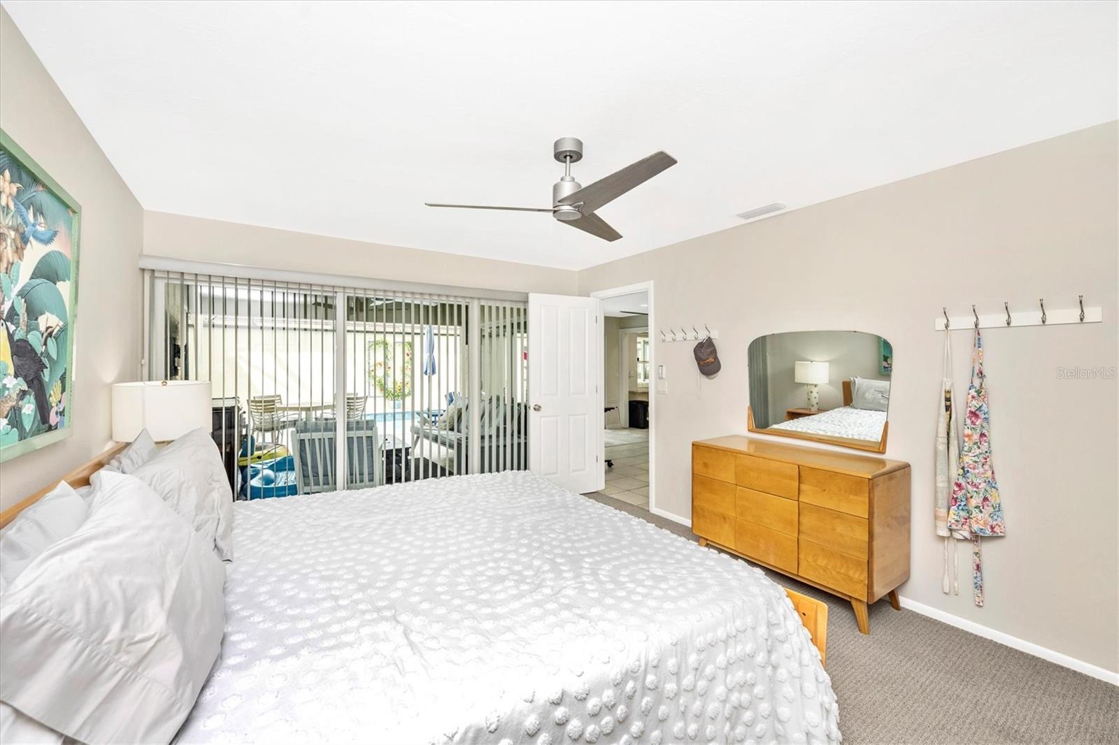 GLEN OAKS MANOR HOMES PH 2 - Residential Lease