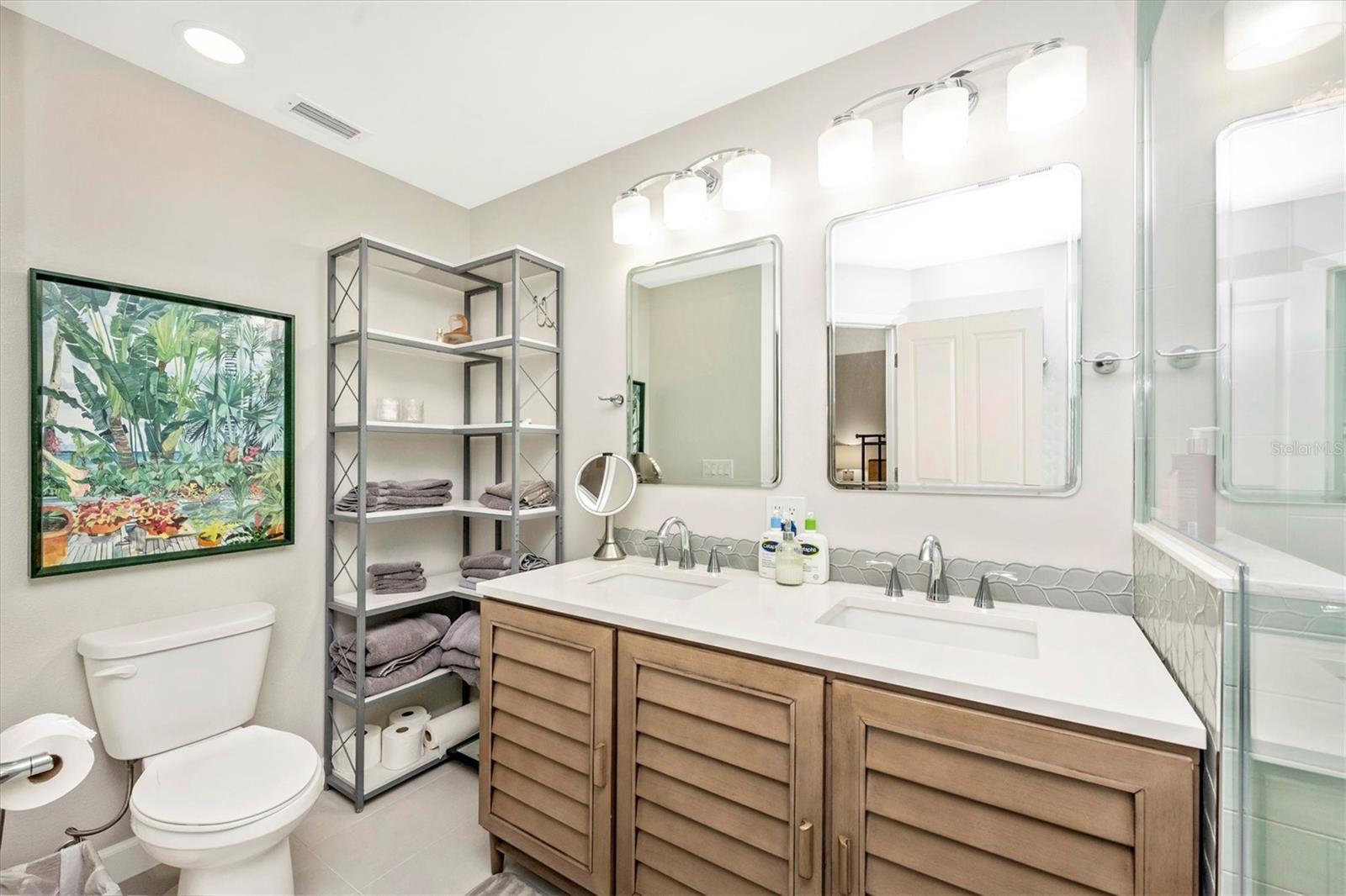 GLEN OAKS MANOR HOMES PH 2 - Residential Lease