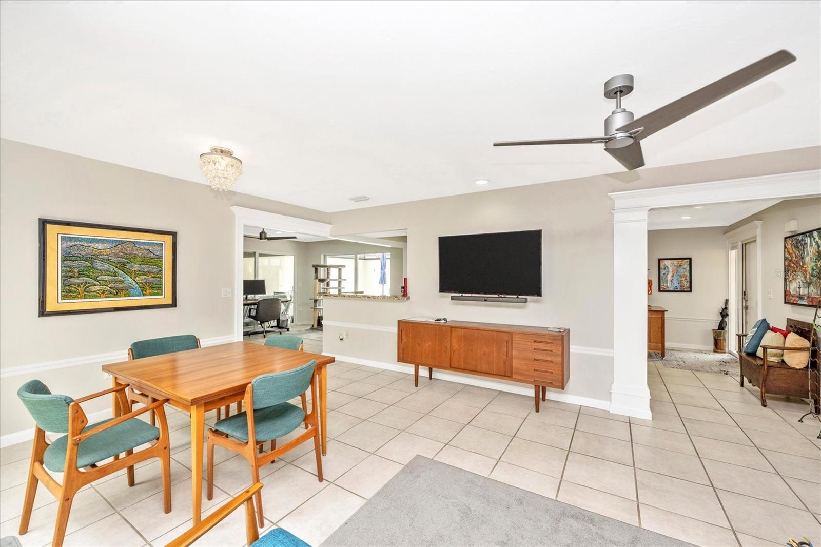 GLEN OAKS MANOR HOMES PH 2 - Residential Lease
