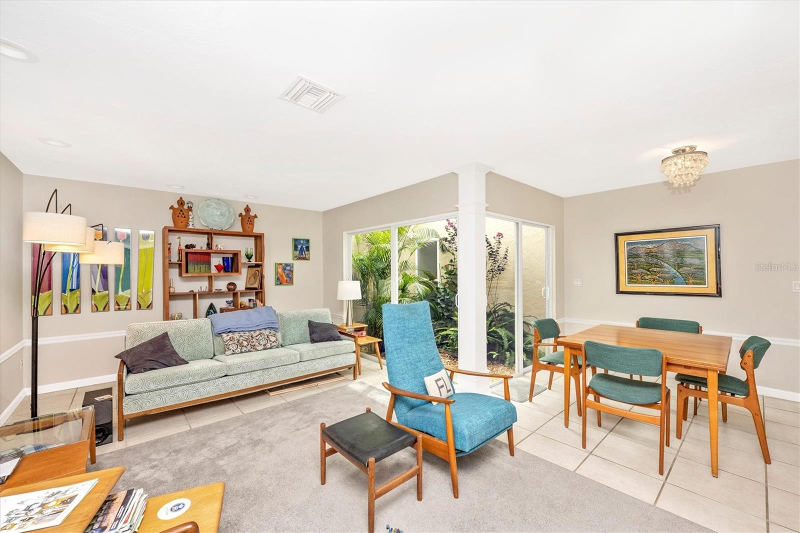 GLEN OAKS MANOR HOMES PH 2 - Residential Lease