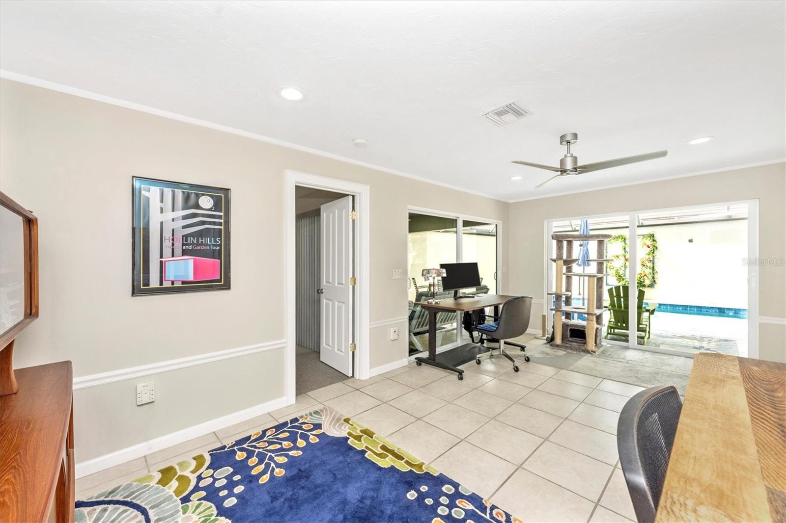 GLEN OAKS MANOR HOMES PH 2 - Residential Lease