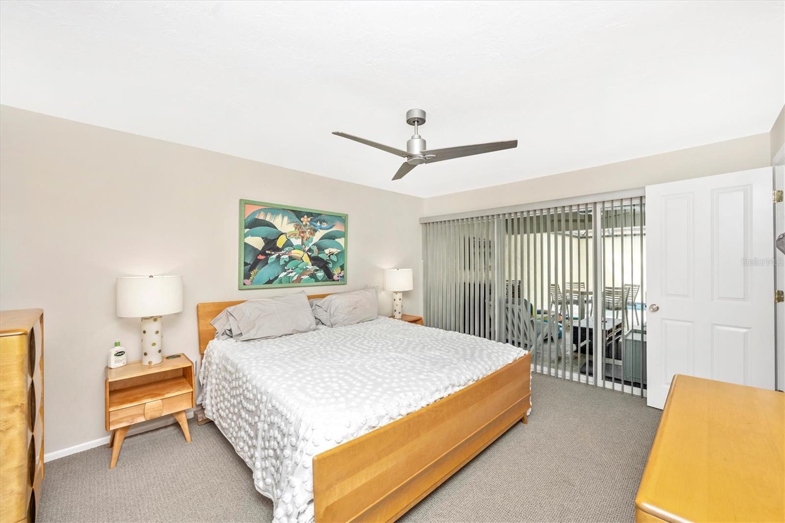 GLEN OAKS MANOR HOMES PH 2 - Residential Lease