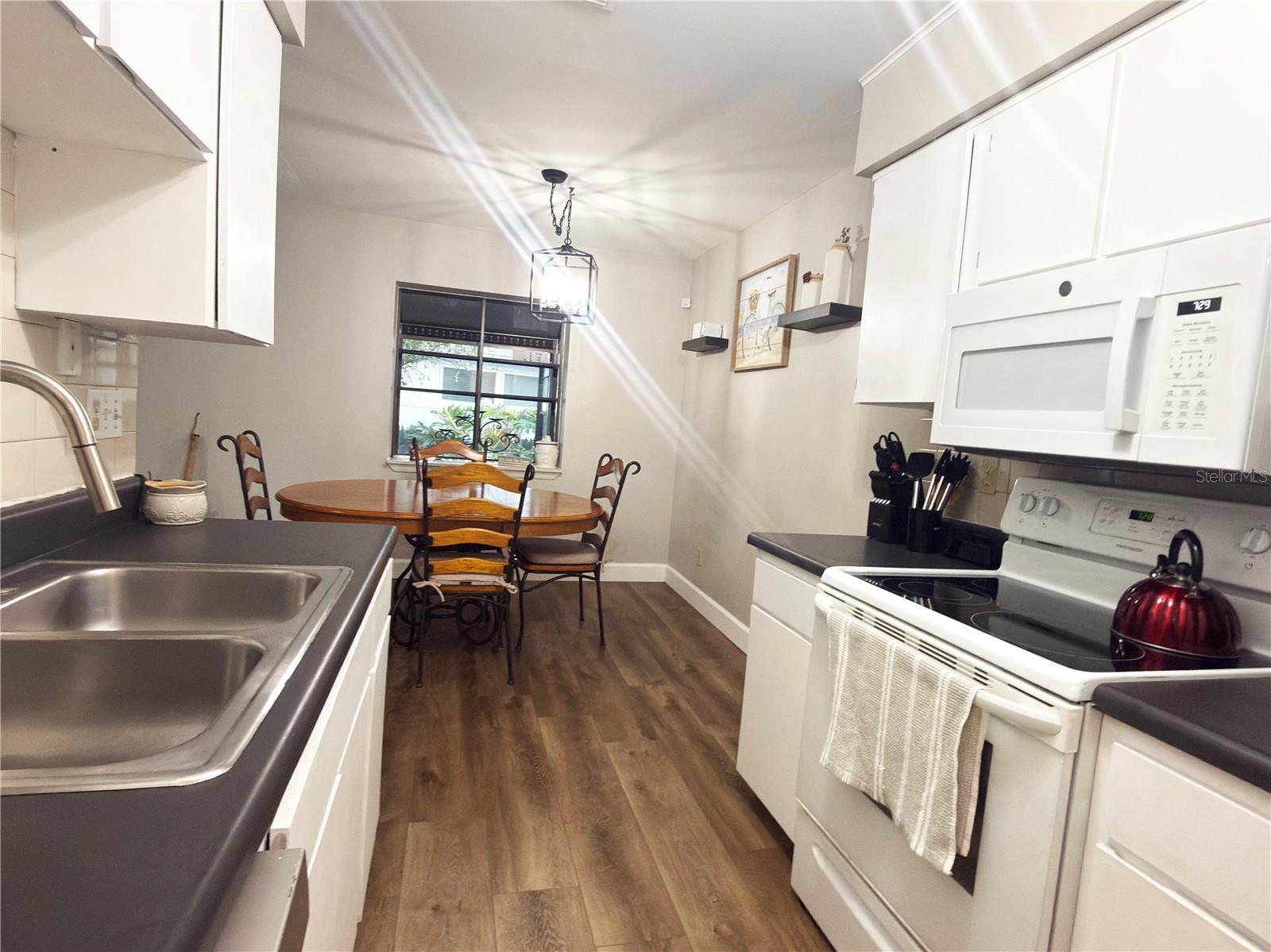 BAYSIDE MEADOWS PH II - Residential