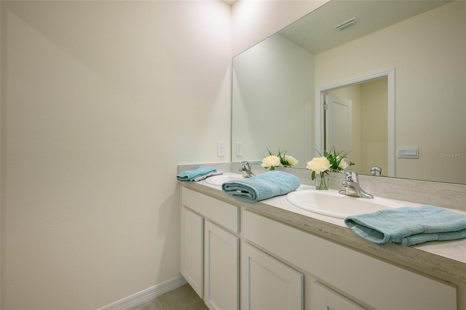 SOLERA AT LAKEWOOD RANCH - Residential Lease