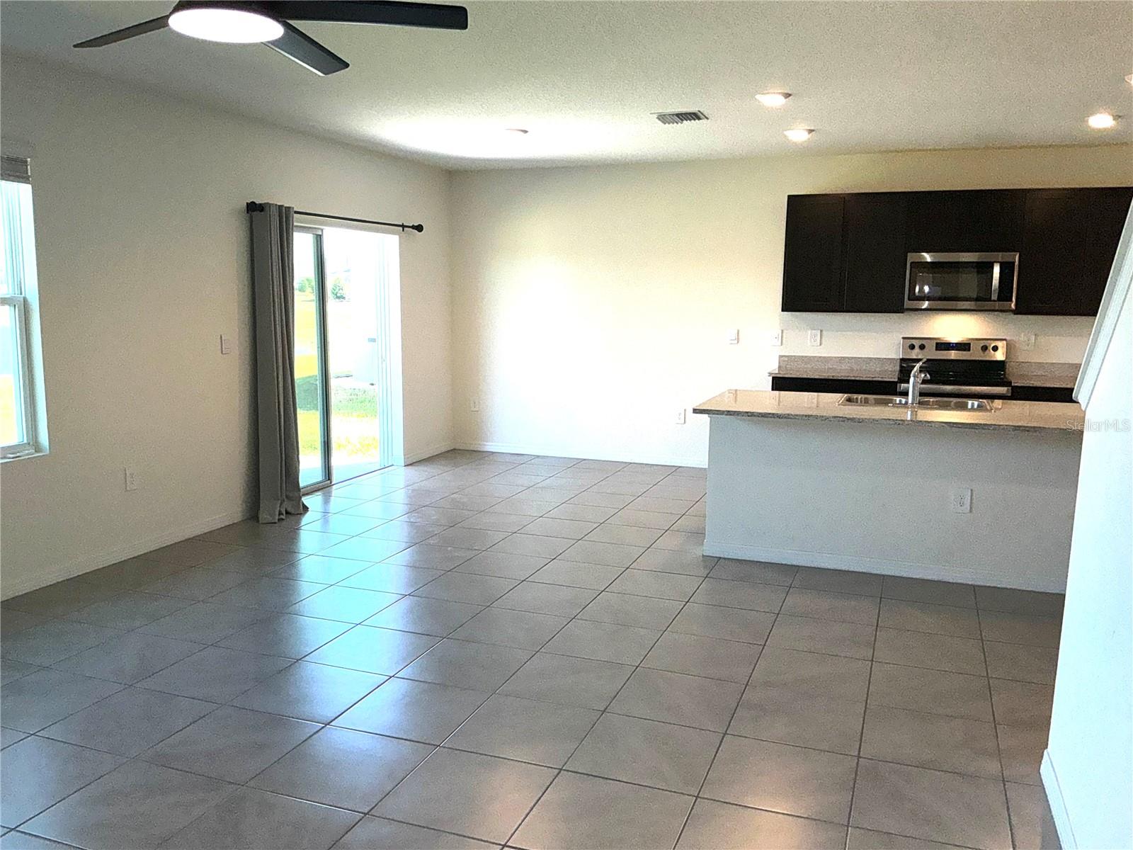 SOLERA AT LAKEWOOD RANCH - Residential Lease