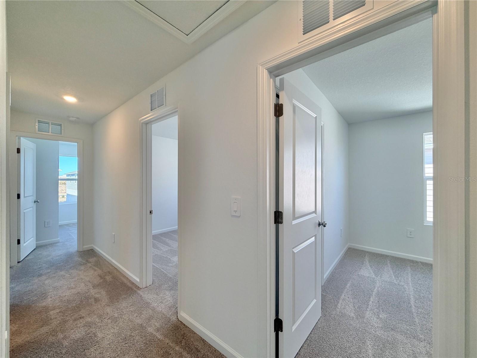 HUNT CLUB GROVES 40S - Residential Lease