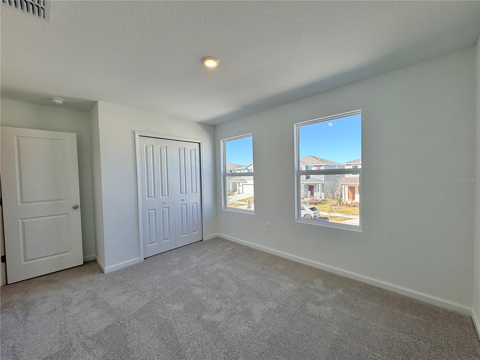 HUNT CLUB GROVES 40S - Residential Lease