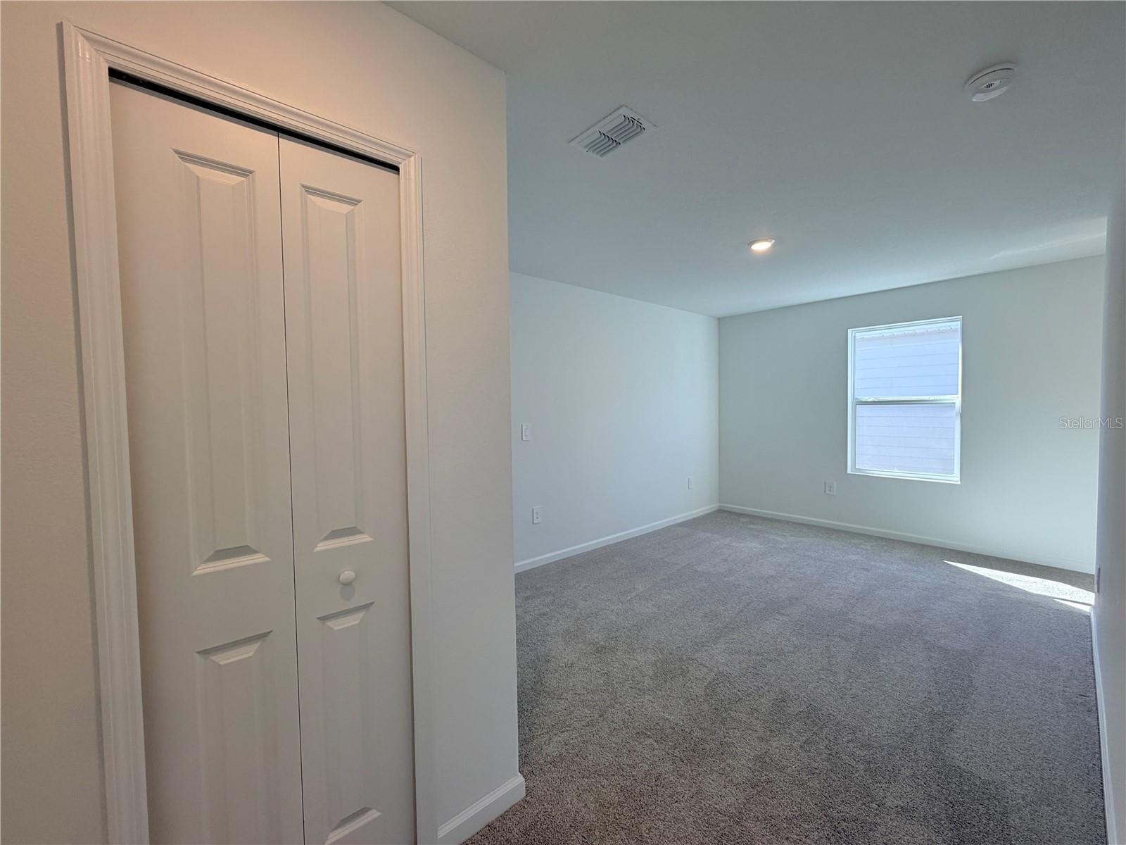 HUNT CLUB GROVES 40S - Residential Lease