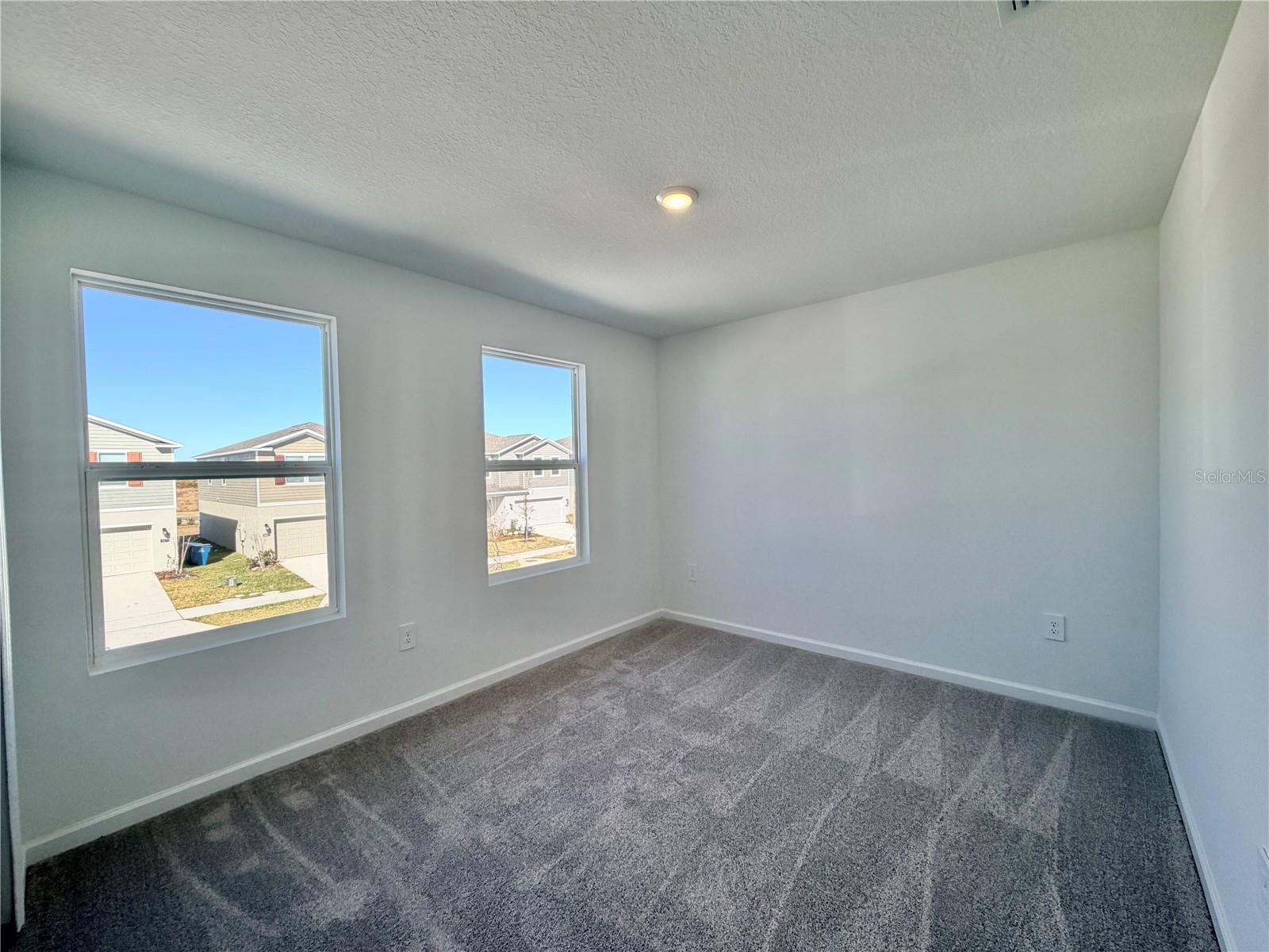 HUNT CLUB GROVES 40S - Residential Lease