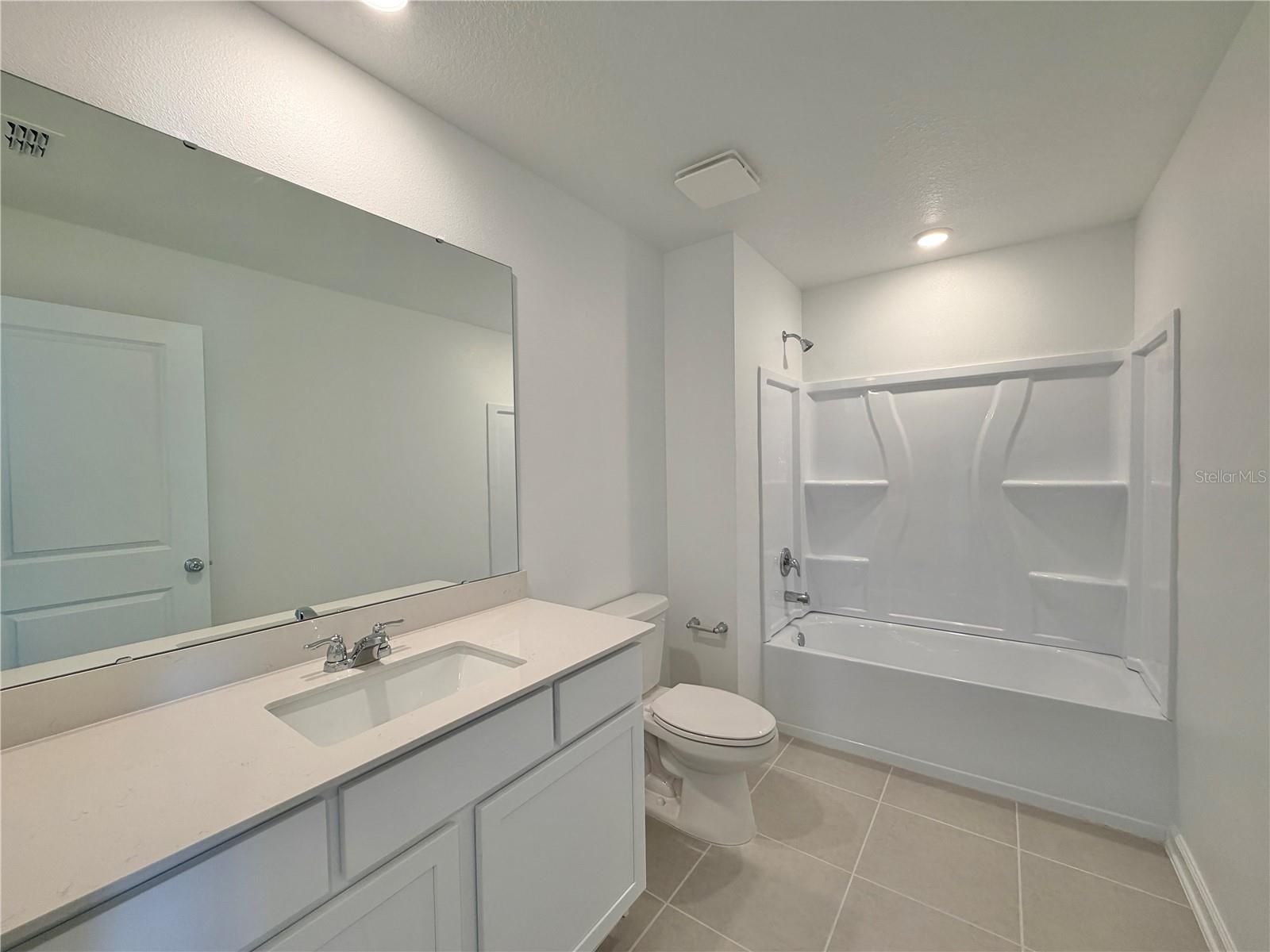 HUNT CLUB GROVES 40S - Residential Lease