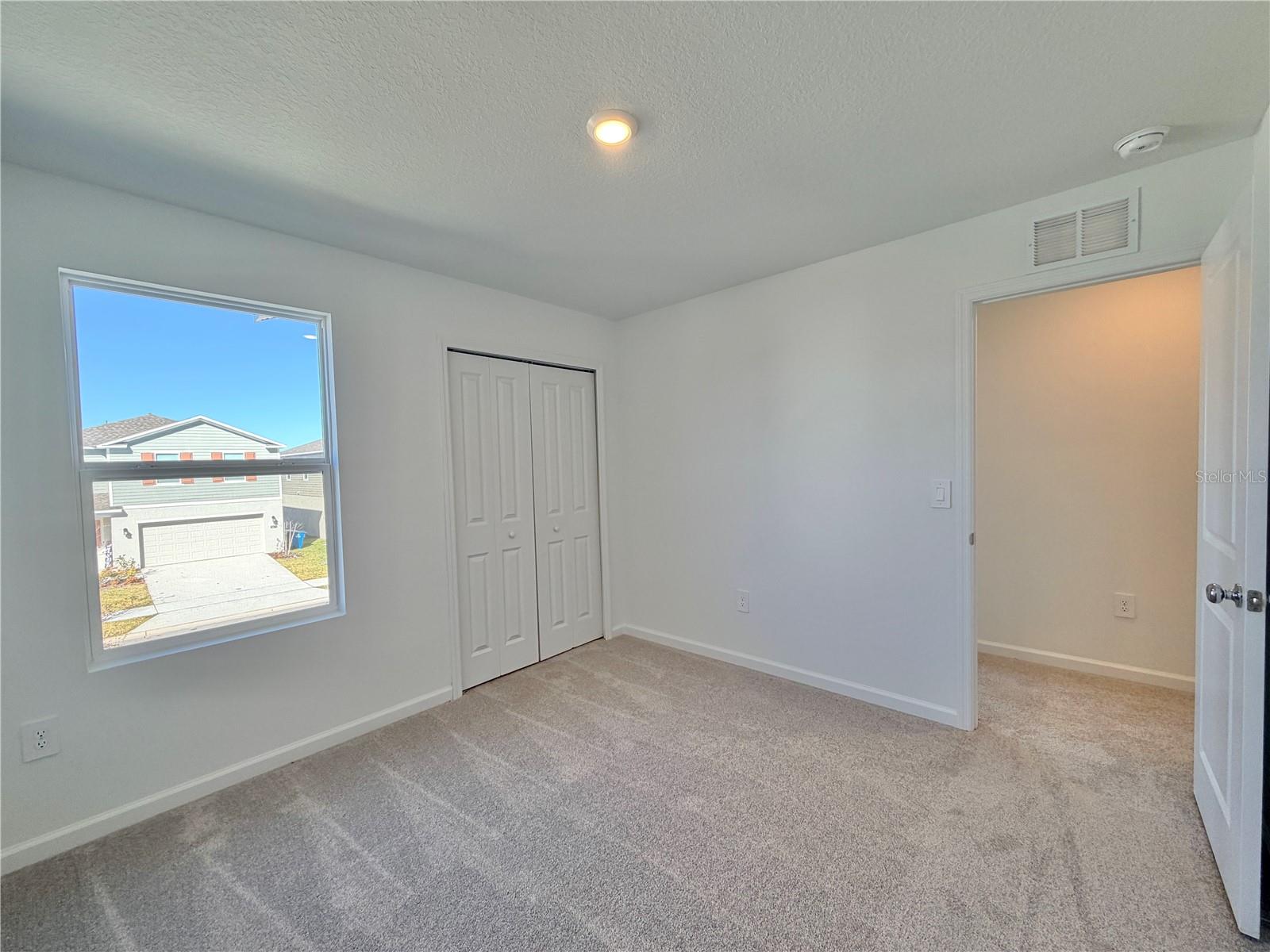 HUNT CLUB GROVES 40S - Residential Lease