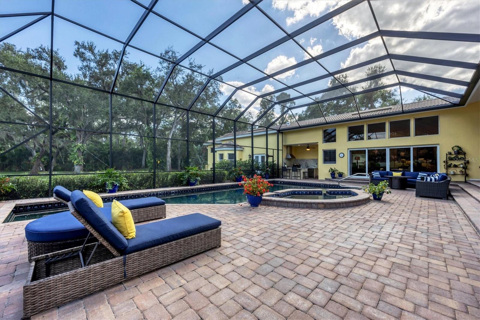 LAUREL OAK ESTATES SEC 02 - Residential