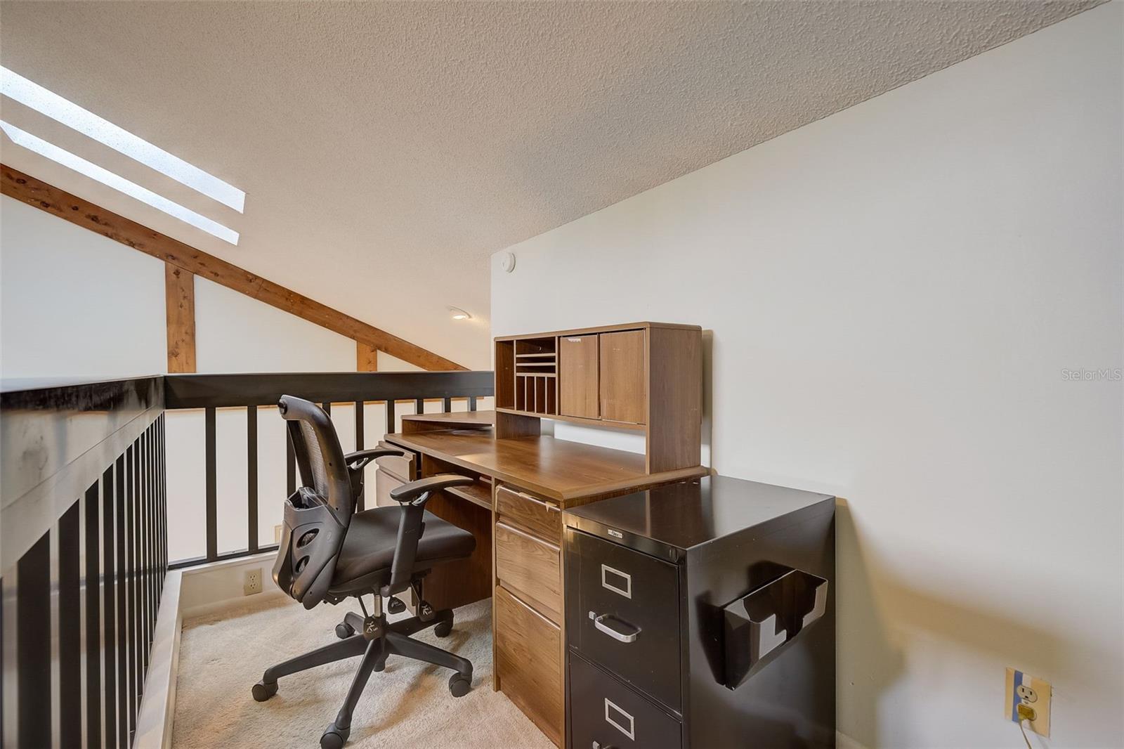 RAINTREE VILLAGE CONDO PH 01 - Residential