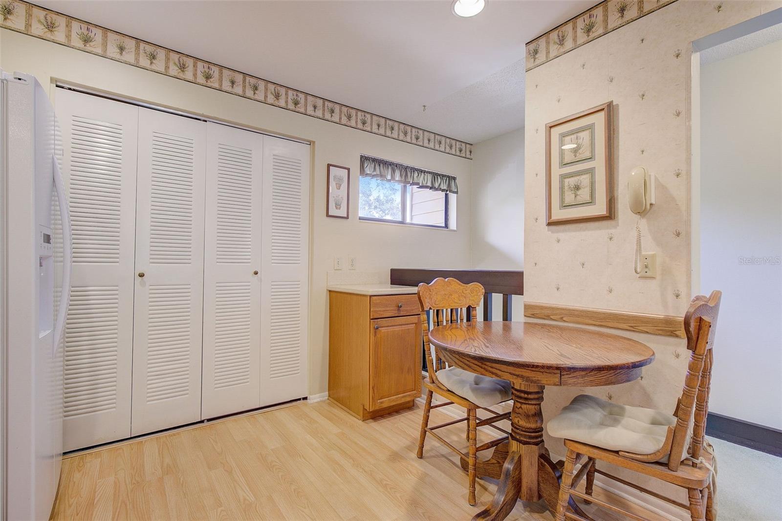 RAINTREE VILLAGE CONDO PH 01 - Residential