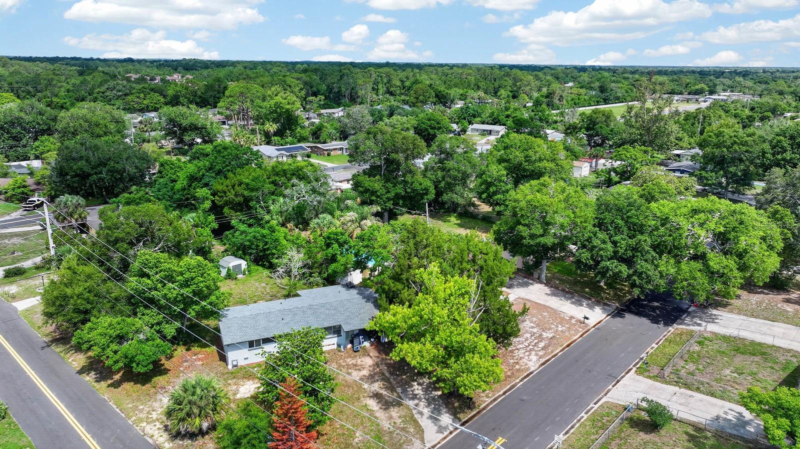 DERBYSHIRE ACRES - Residential