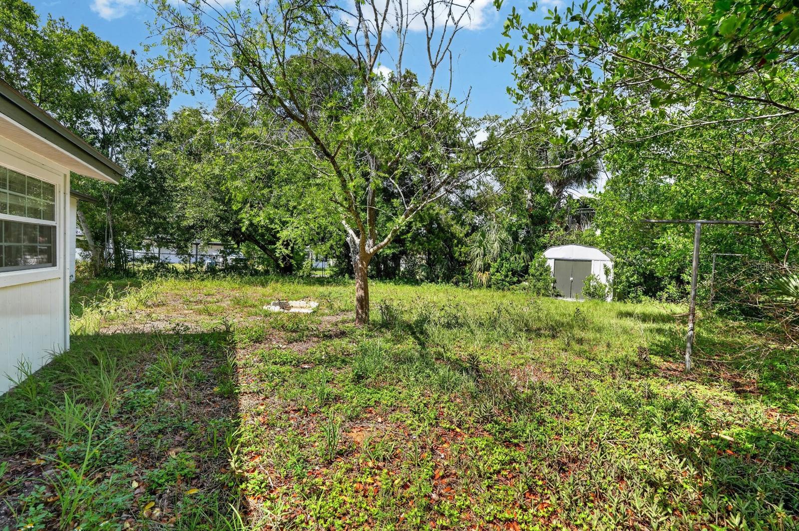 DERBYSHIRE ACRES - Residential