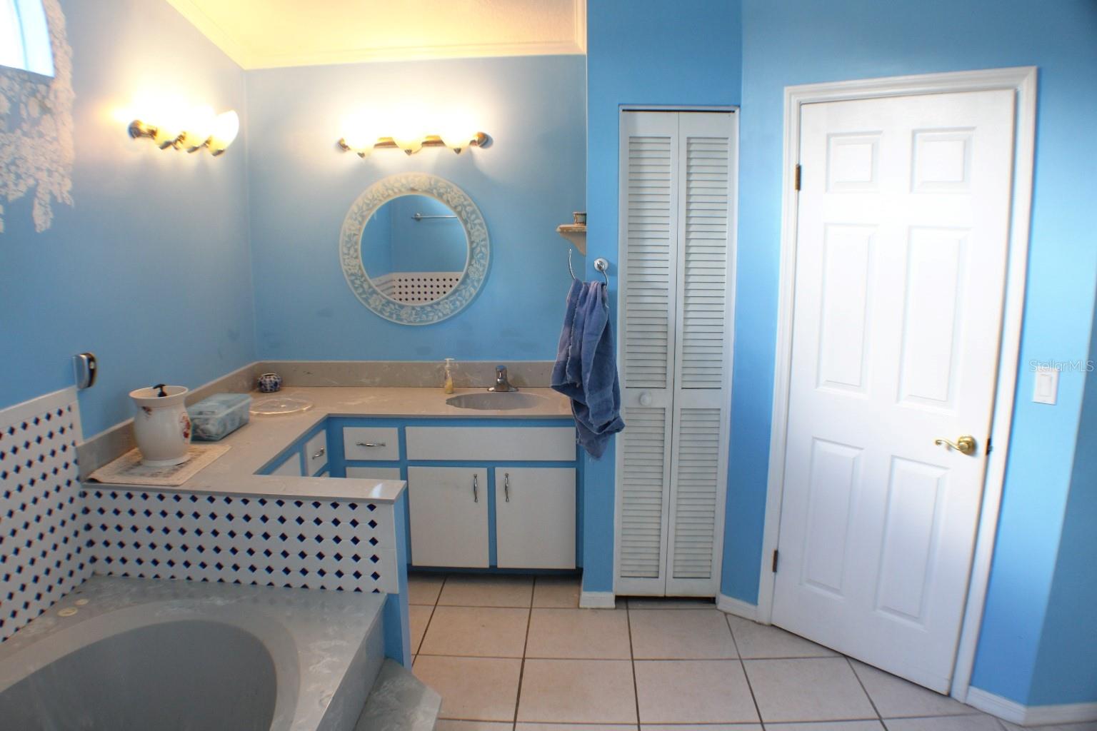 Florida Shores 01 - Residential