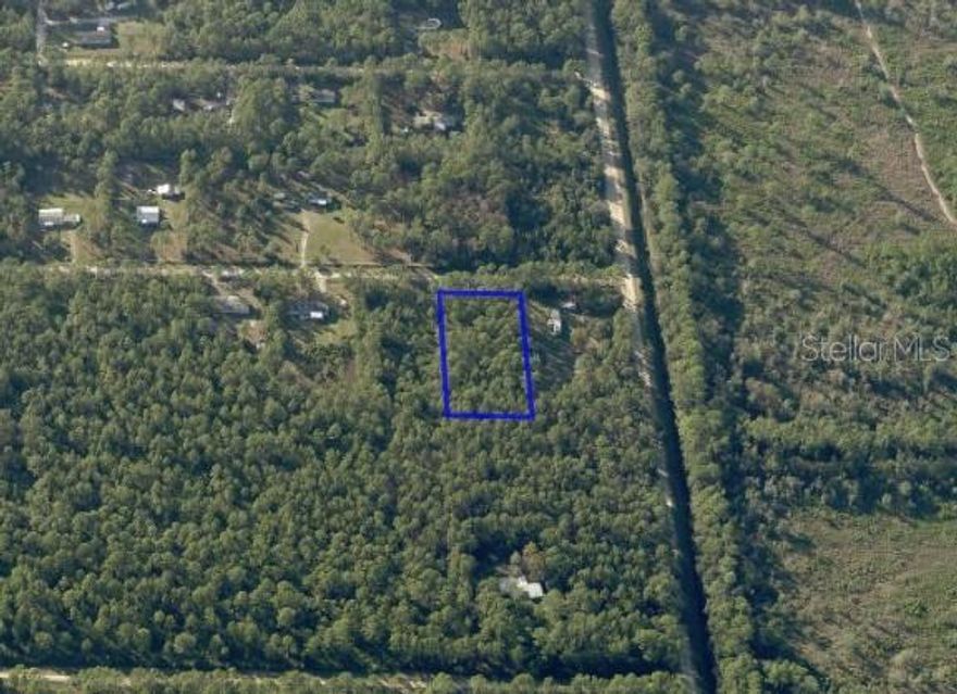 BUILD YOUR DREAM HOME ON THIS OVERSIZED, BEAUTIFUL LOT LOCATED IN THE DAYTONA NORTH SUBDIVISION. BRING YOUR OWN BUILDER! HIGH AND DRY, WITH EASY ACCESS TO THE MAIN HIGHWAY. 
All information is intended to be accurate, but not guaranteed.