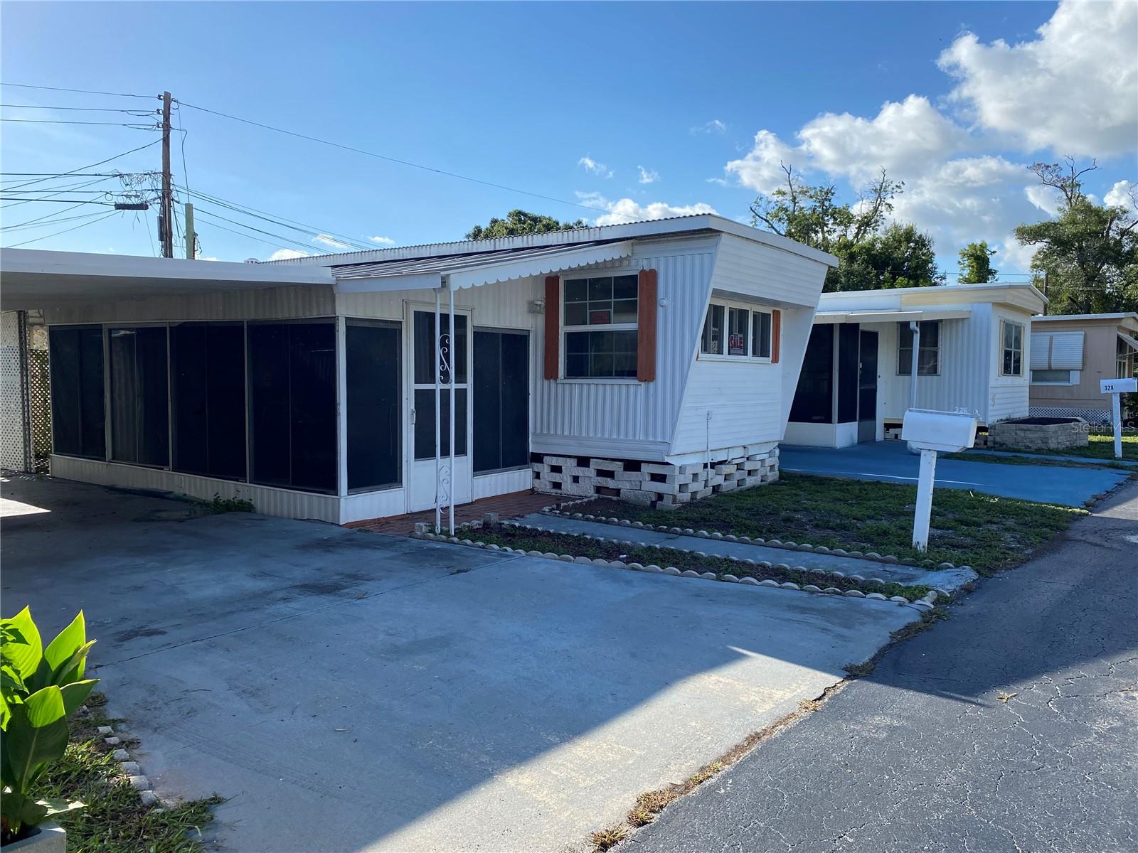 TWIN GABLES M/H PARK UNREC - Residential