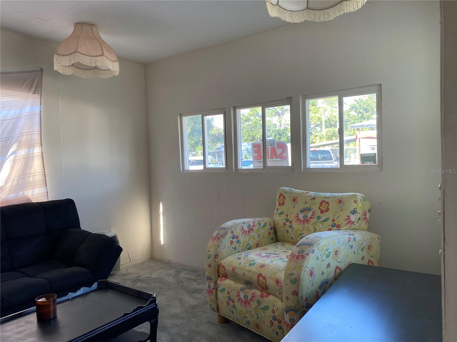 TWIN GABLES M/H PARK UNREC - Residential