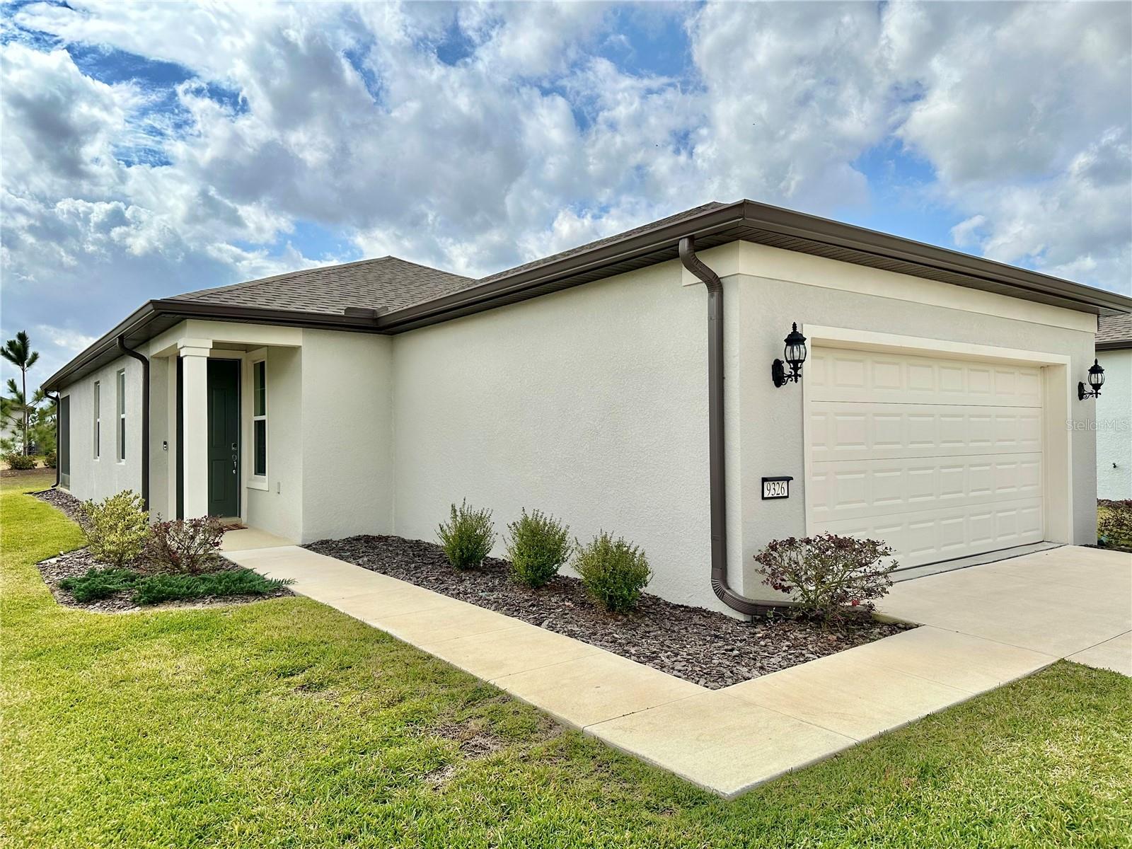 9326 SW 52ND LOOP