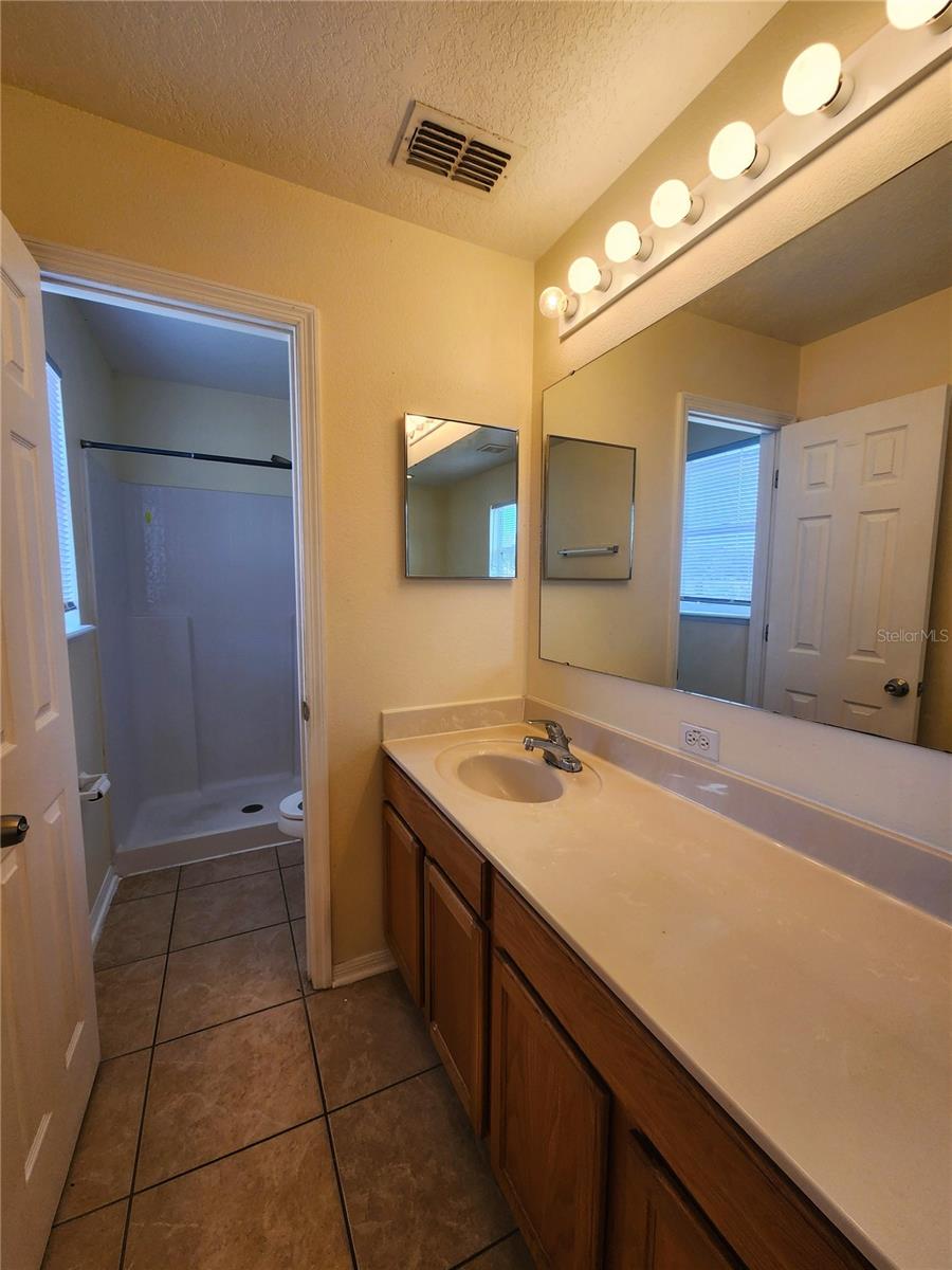 POINCIANA NBRHD 5 NORTH VIL 3 - Residential Lease