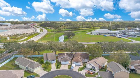 A home in LAKELAND