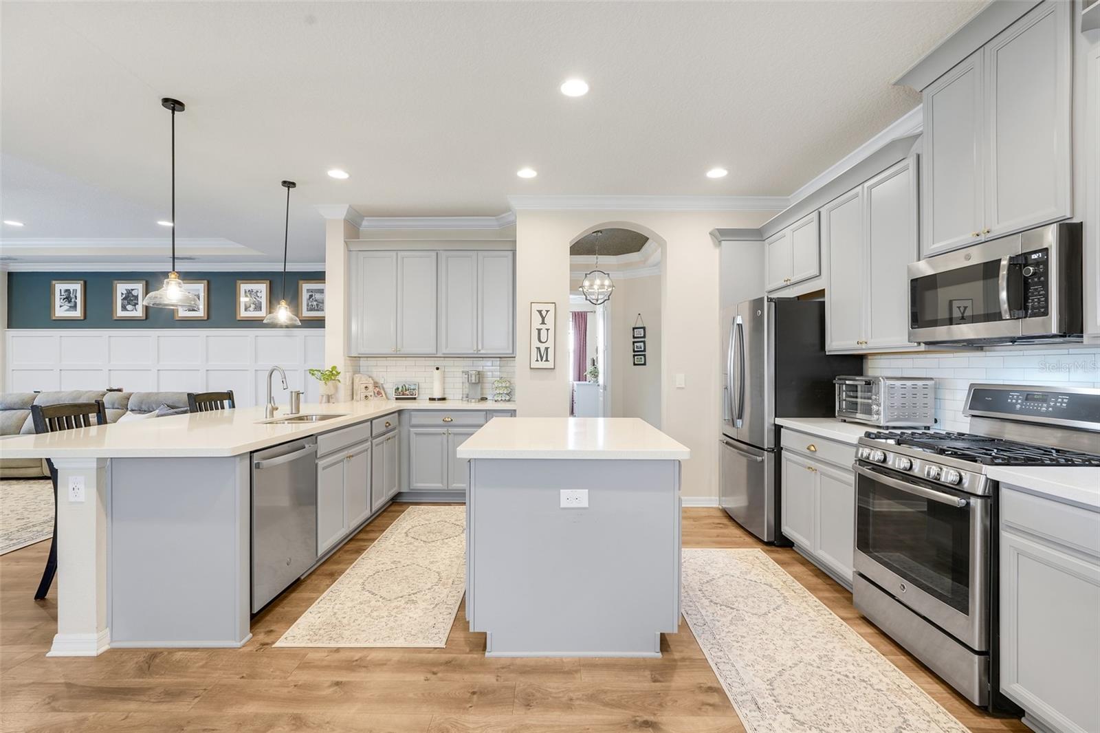 HIGHLAND RANCH CANYONS PH 3 - Residential