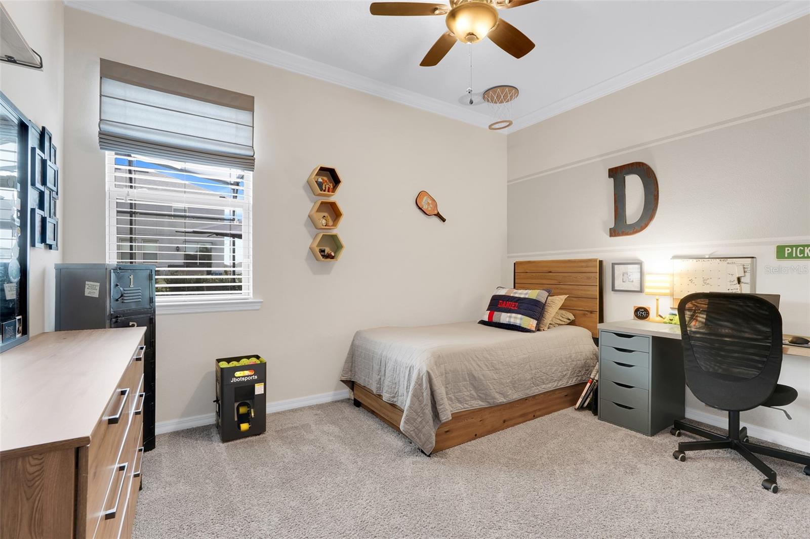 HIGHLAND RANCH CANYONS PH 3 - Residential