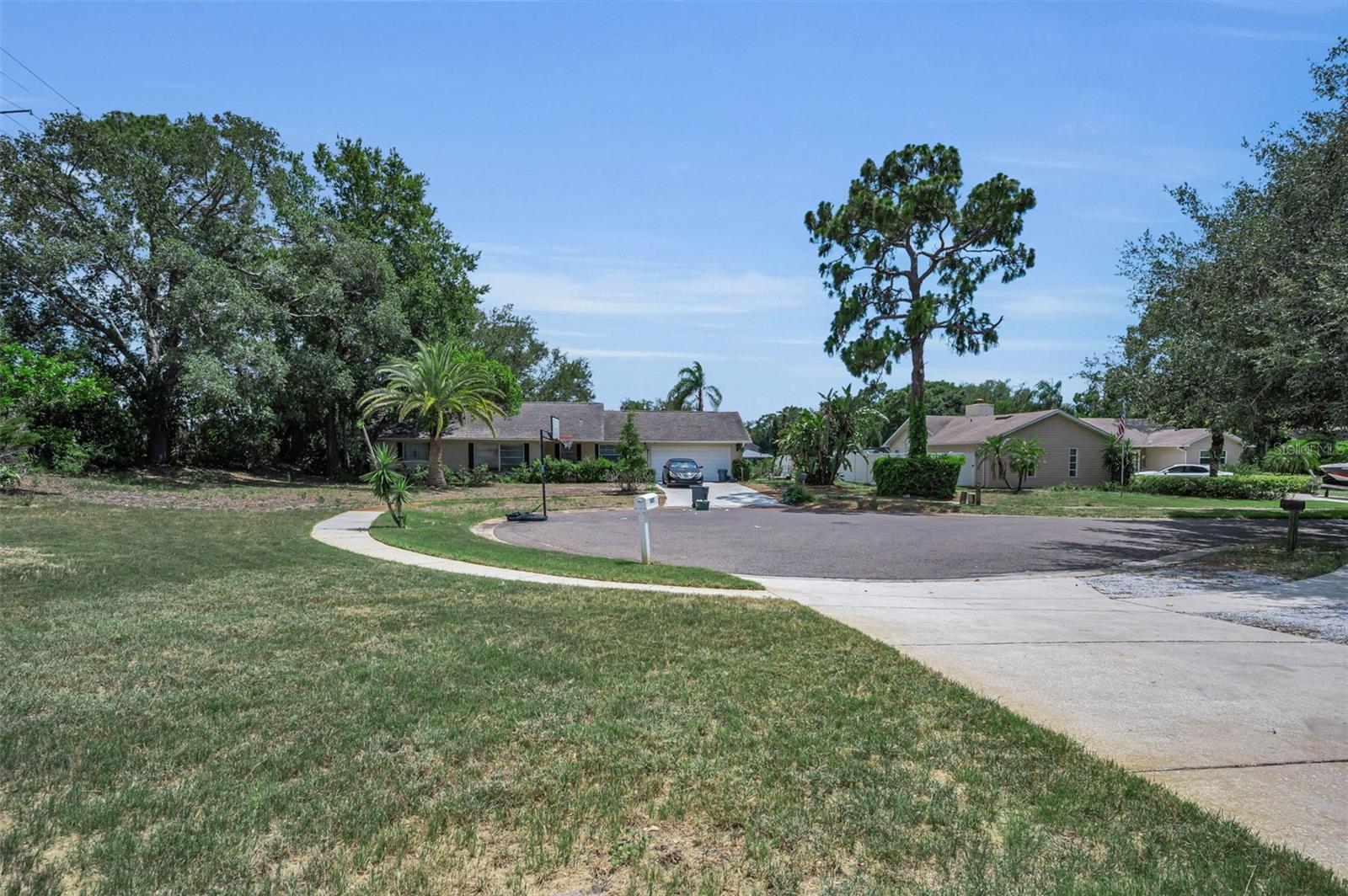 505 WHISPERING OAK DRIVE