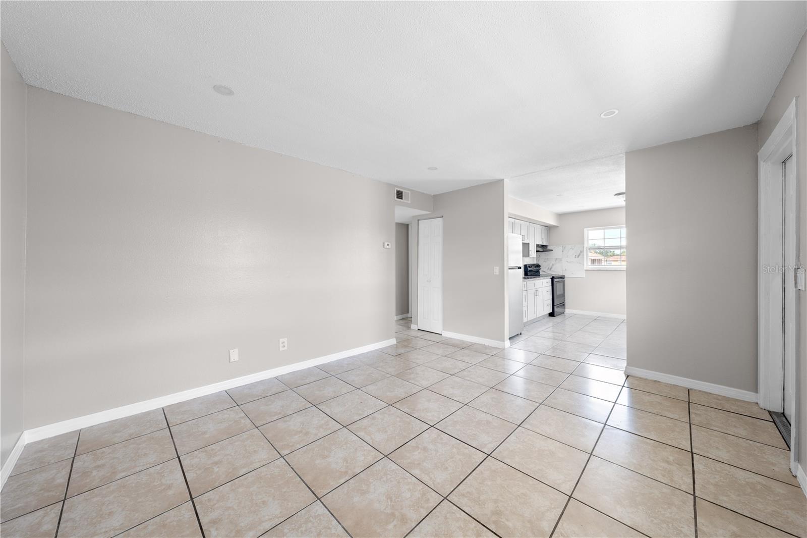 PALM GARDENS CONDO - Residential