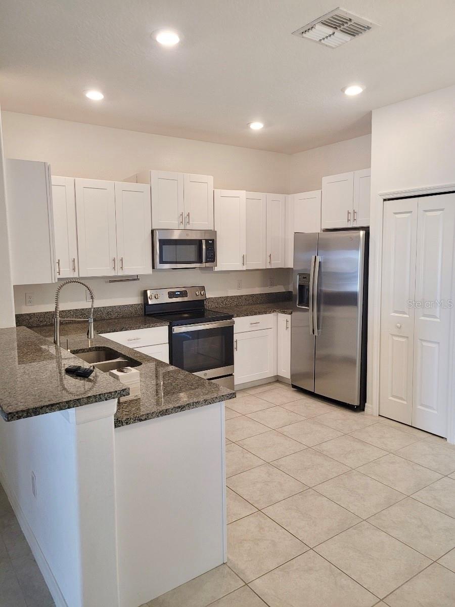 TOWNES/DARLINGTON - Residential