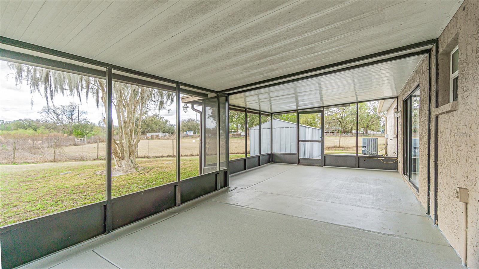 LAKE DOROTHEA GROVE - Residential