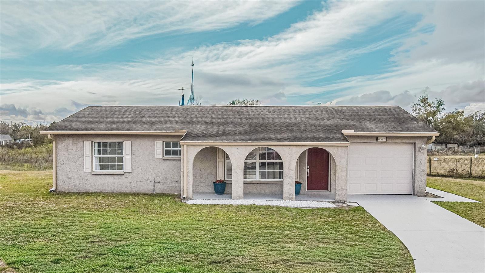 LAKE DOROTHEA GROVE - Residential