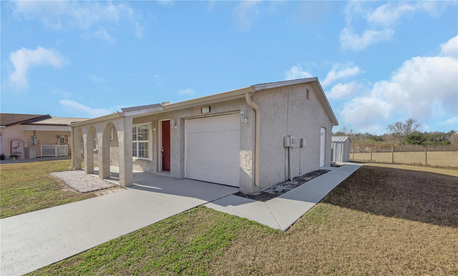 LAKE DOROTHEA GROVE - Residential