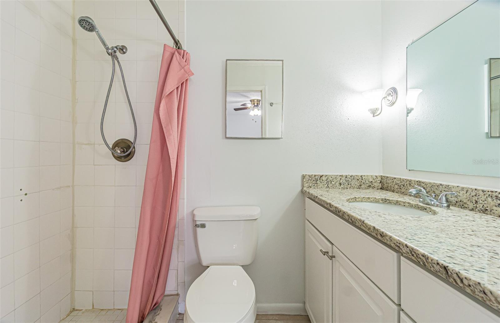 LAKE DOROTHEA GROVE - Residential