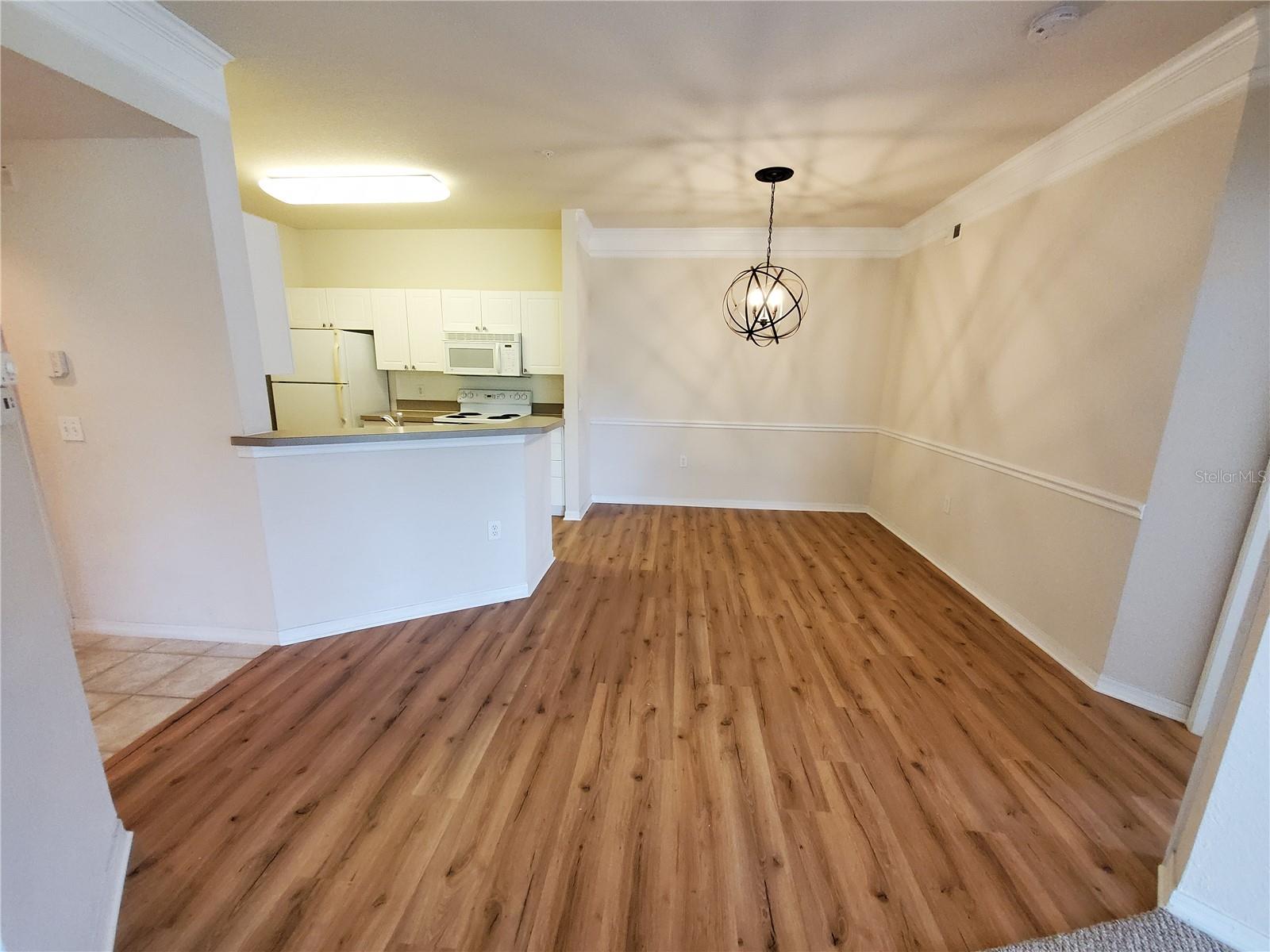 5140 NORTHRIDGE ROAD 208