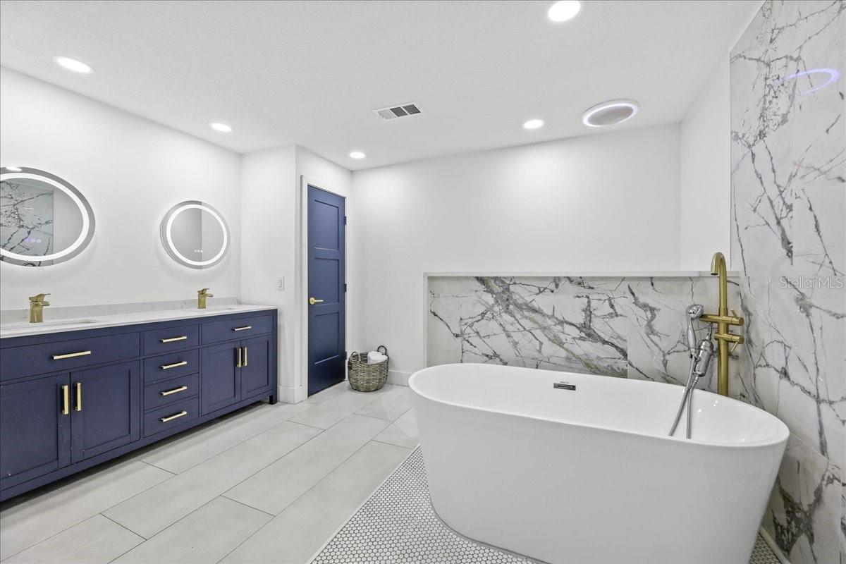 FOLSOM - Residential