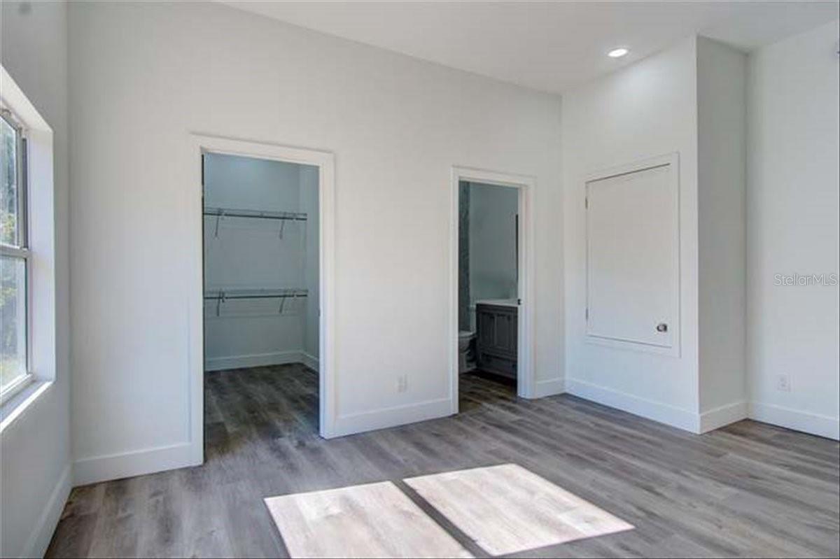 FOLSOM - Residential