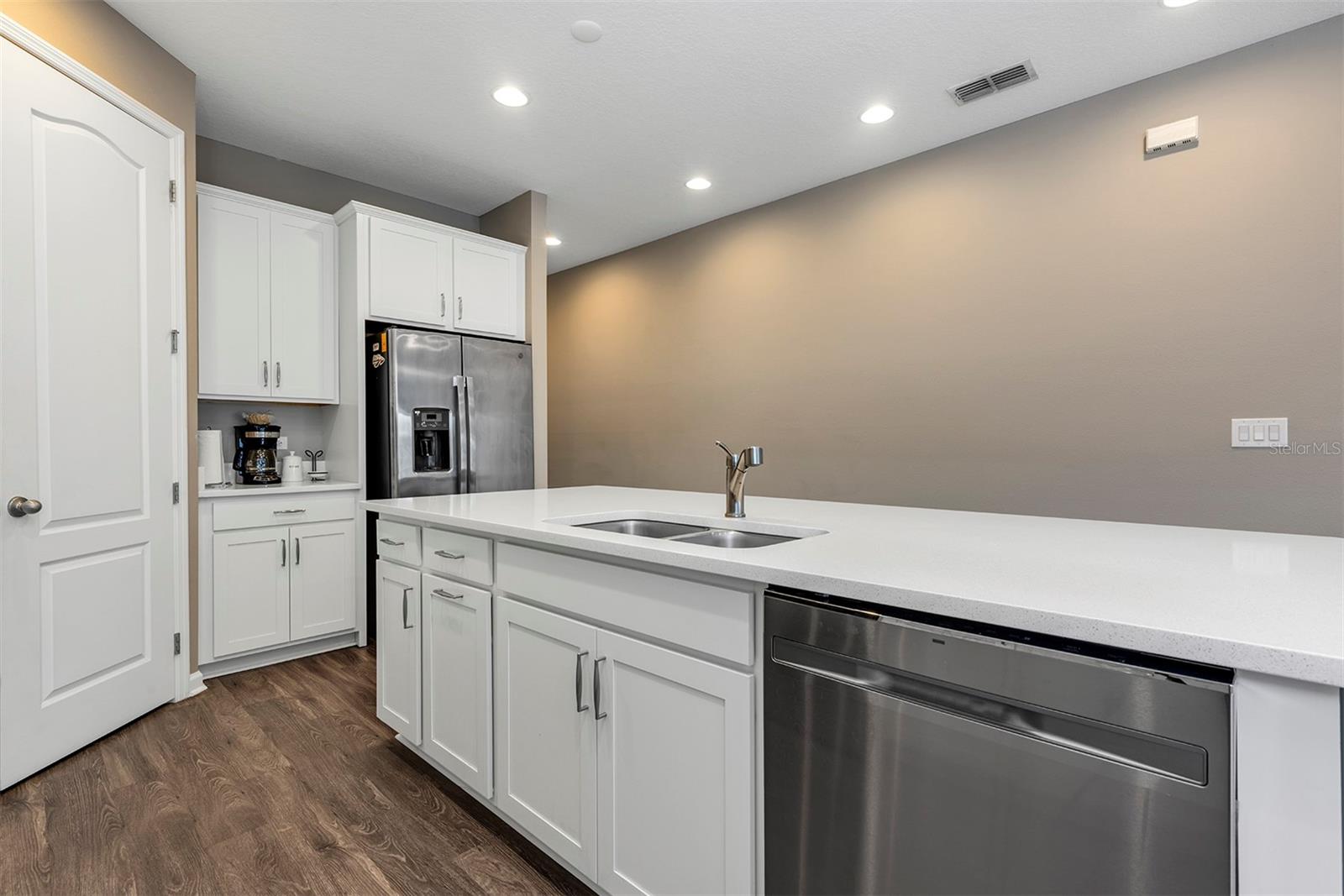 GROVELAND SUNRISE RIDGE - Residential