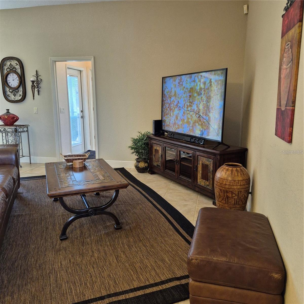 ROTONDA WHITE MARSH - Residential Lease