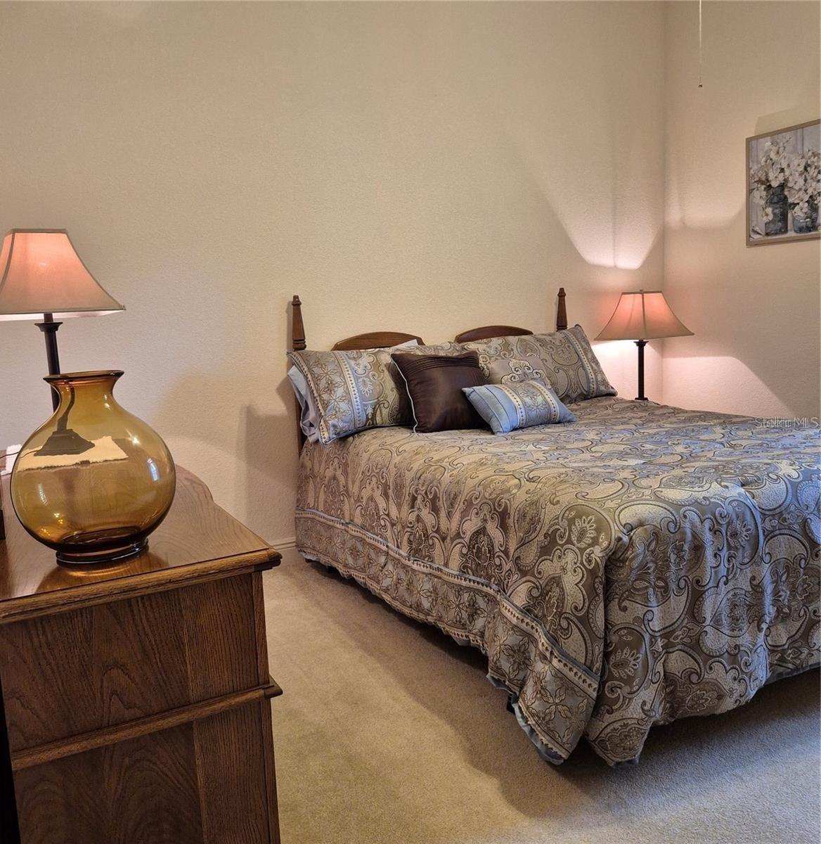 ROTONDA WHITE MARSH - Residential Lease