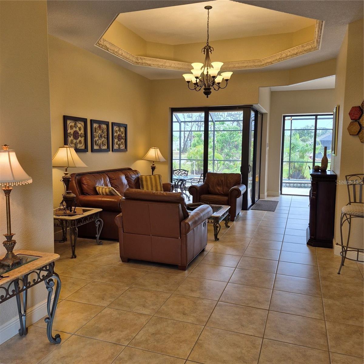 ROTONDA WHITE MARSH - Residential Lease