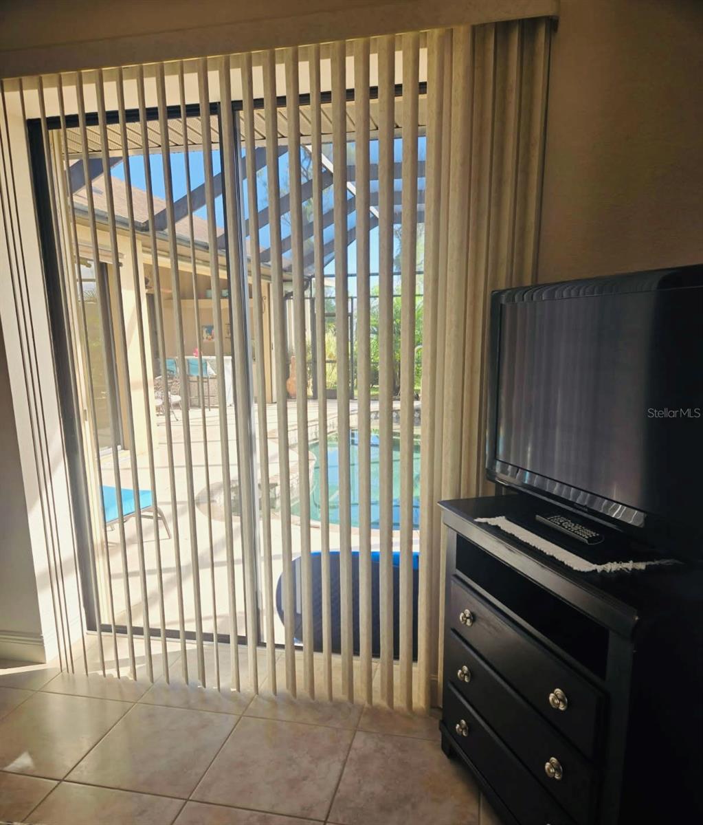 ROTONDA WHITE MARSH - Residential Lease