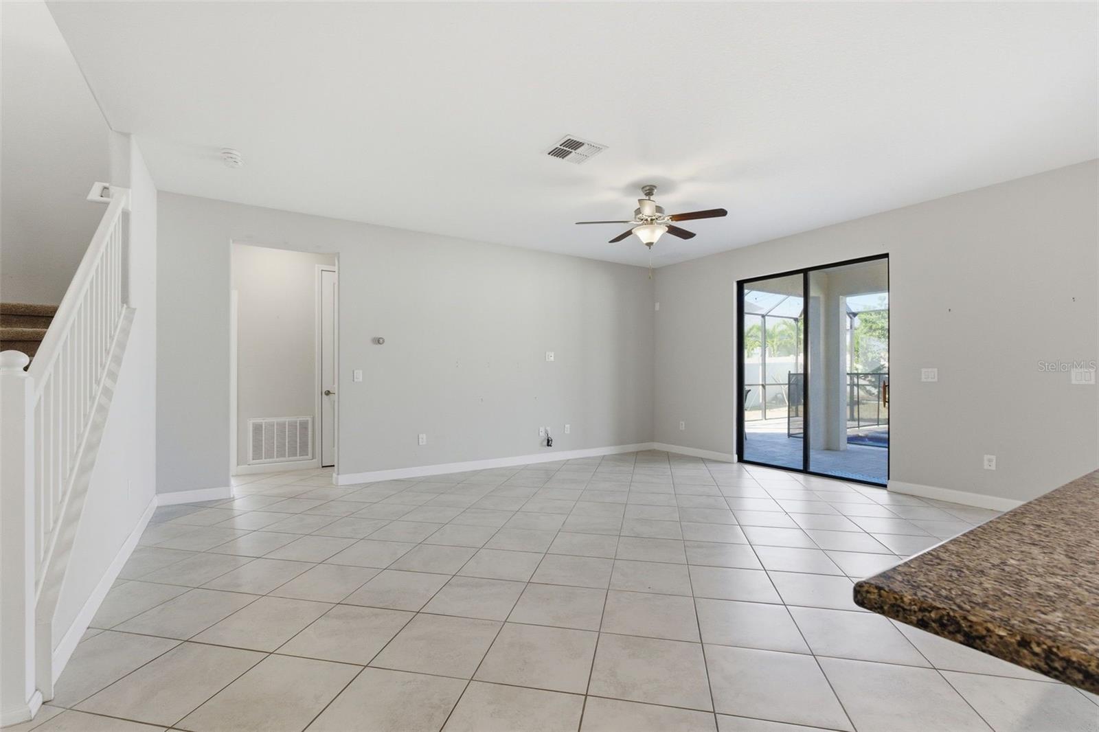 OAKS AT SHADY CREEK PH 1 - Residential Lease