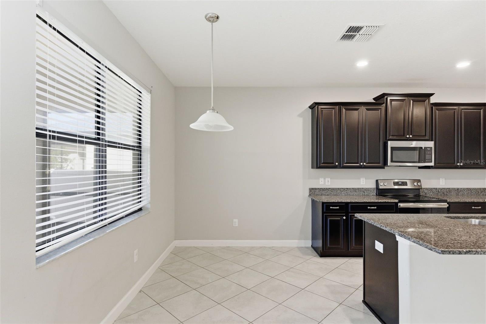 OAKS AT SHADY CREEK PH 1 - Residential Lease