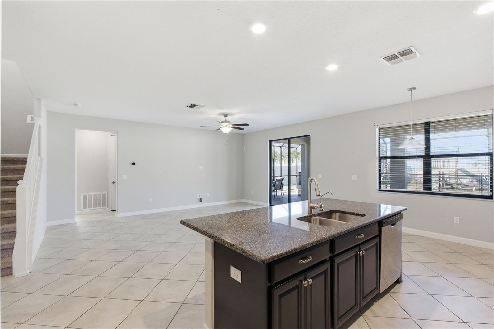 OAKS AT SHADY CREEK PH 1 - Residential Lease